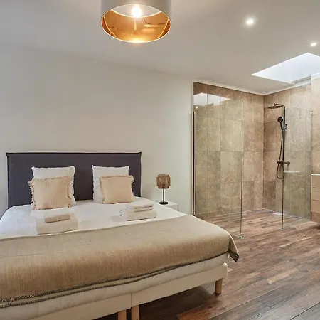 Center Of Montmartre By Prestige * Paris